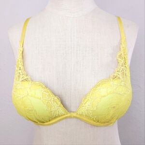 Victoria's Secret Plunge Bra 34B Yellow Lace Convertible